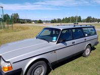 Volvo  240 245 GL 1990 Estate kombi skinnklädsel unik 