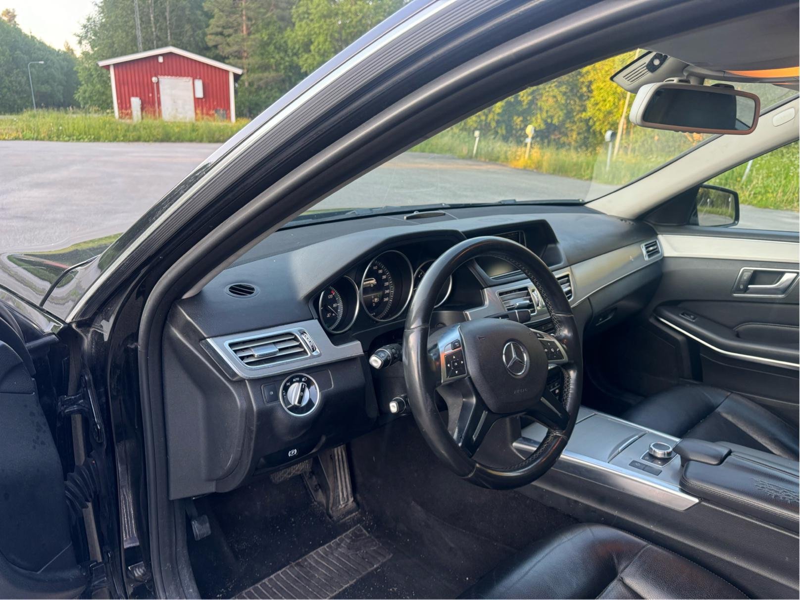 Mercedes-Benz E 200 T BlueTEC 7G-Tronic Plus, 136hp, 2016