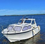 Marieholm Saltö kabin med båttrailer, kajplats säsong ut