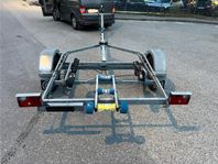 Trailer 80 km/h 1300kg