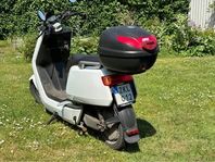 Niu Elmoped klass 1