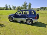Suzuki Grand Vitara 5-dörrar 2.5 4WD