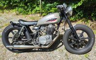Yamaha SR 400