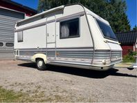 LMC 470 Årsmodell 2000