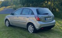 Kia Rio 1.4 Euro 4  -  Lågmil, Nybesiktigad, Ny kamrem