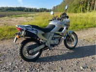 Aprilia Pegaso 650 Cube 