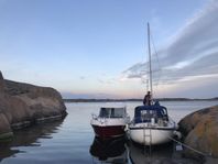 Arvor 230 AS VW Marine 150hk 2007 i fint skick med kärra