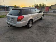 Subaru Outback 2.5 4WD
