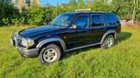Ford Explorer 4WD V6 4.0L 204 hp