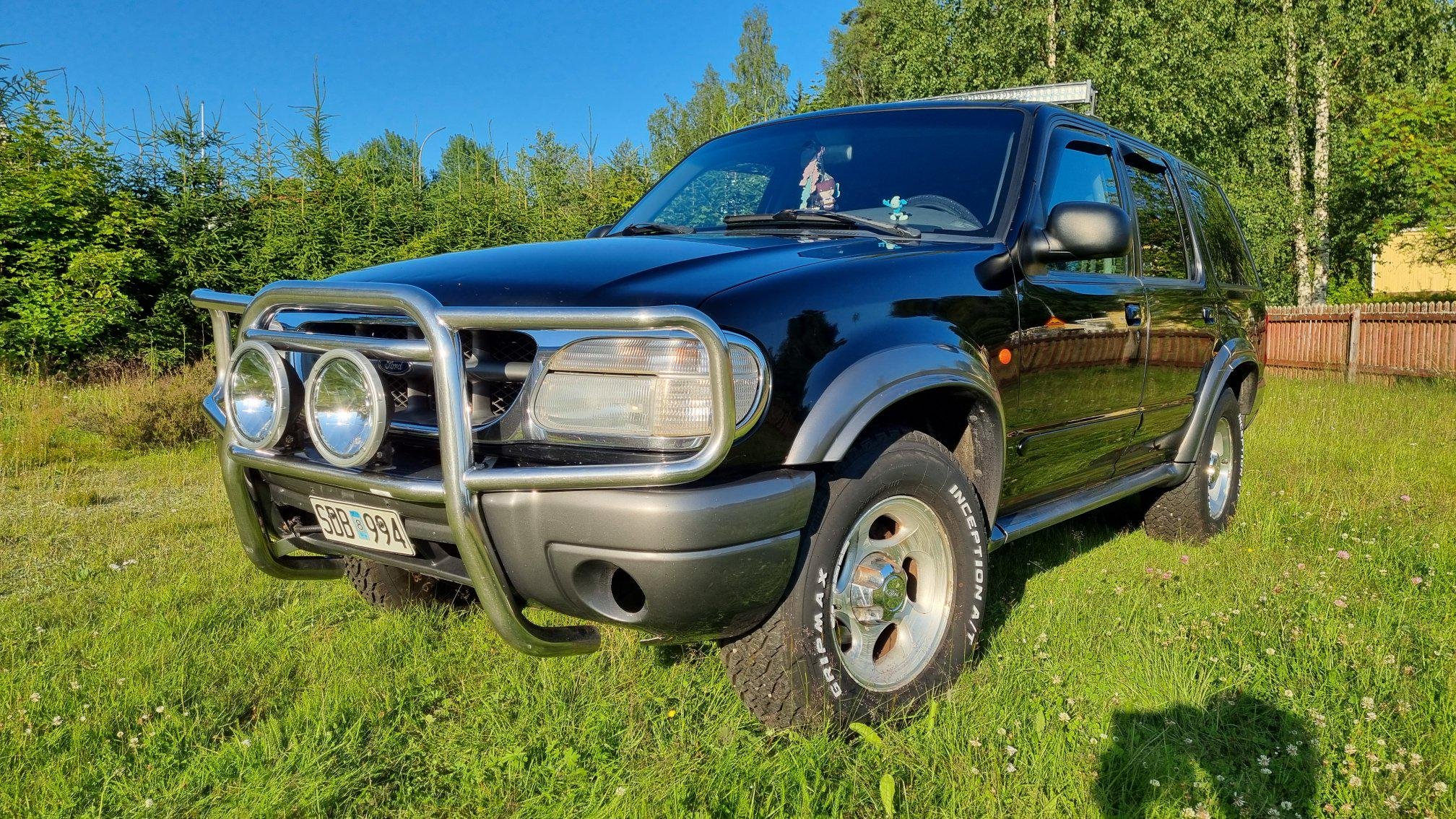 Ford Explorer 4.0 V6 SOHC ControlTrac Automatisk, 204hk, 1999