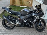 Yamaha YZF-R6 (ENDAST 350 mil)