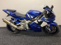 Yamaha R1