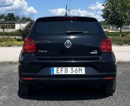 Välskött VW Polo 2016 med automatlåda och Apple CarPlay