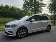 VW Golf Sportsvan 2018 Skinn Panorama LED ACC Motorvärmare