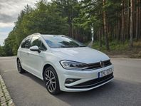 VW Golf Sportsvan 2018 Skinn Panorama LED ACC Motorvärmare