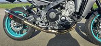 Yamaha MT-09 gen4 Akrapovic Racing line 
