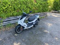 PEUGEOT SPEEDFIGHT 3  2011