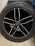 Kompleta hjul med däck och Mercedes- originaldetaljer