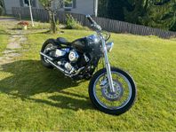 Yamaha XVS 650 dragstar bobber