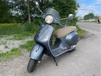 Vespa 300 Gts