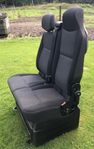 Soffa fram Opel Movano