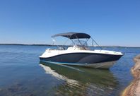 Quicksilver Activ 675 Sundeck – 150 hk – perfekt familjebåt