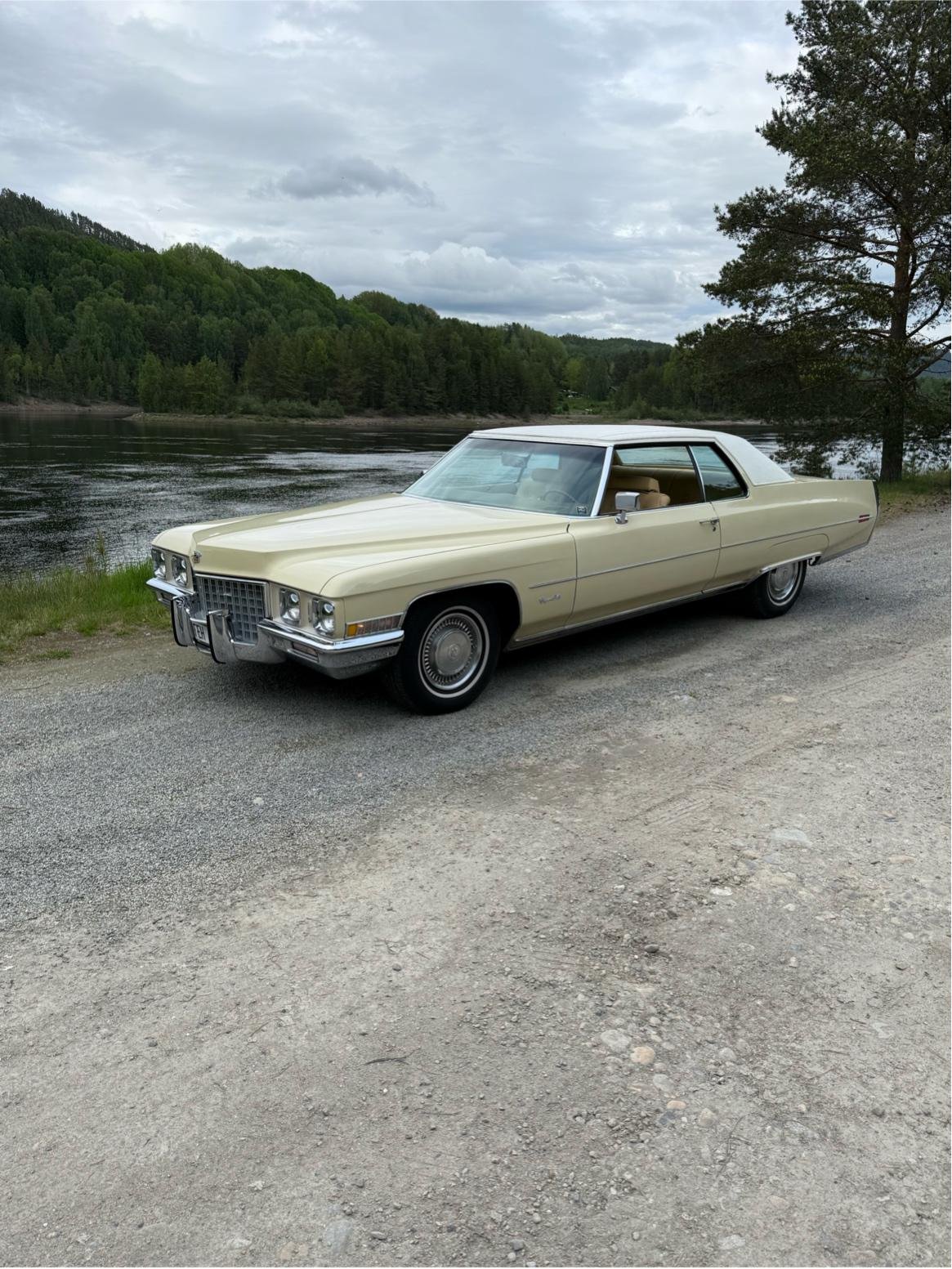 Cadillac Coupé de Ville 7.7 V8 OHV Hydra-Matic, 3-trinn, 381hk, 1971