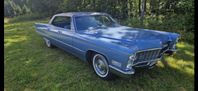 Cadillac De Ville