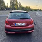 Peugeot 207 3-dörrar 1.4 Motorvärmare Lågmil, Besiktad