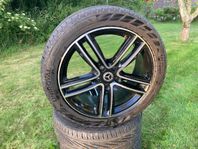 Mercedes originalfälgar med 245/45 R19 Uniroyal RainSport