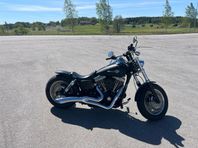 Harley Davidson Fat Bob / Ny bess / Ombyggd