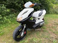 Yamaha aerox -05 klass 1
