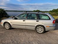 Volvo V40 2.0 Nybesiktad