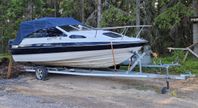 Bayliner capri 1952 med 30 vagn