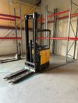 Atlet Sittlastare Truck