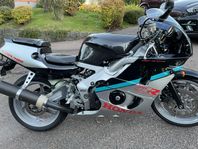 Honda cbr400rr