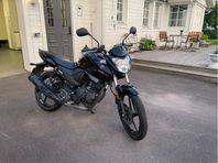 Yamaha ys 125
