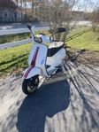 Vespa Sprint 50 Racing Sixties