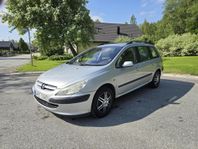 Peugeot 307 Break 1.6 XT. Ny Bessiktad låga mil.