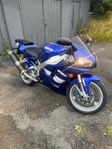 Yamaha R1