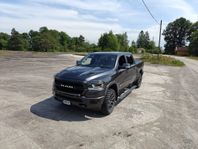 DODGE RAM 1500 LARAMIE V8 LÅG SKATT