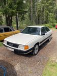 Audi 100 1.8