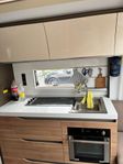 Adria Alpina 663 UK, barnkammarvagn