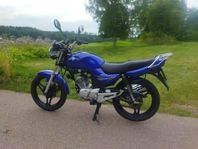 YAMAHA YBR125