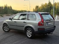 Volvo XC90 2.5T AWD Kinetic ”24000” mil 7 sits