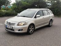 Toyota Avensis 2.0l automat 
