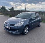 Renault Clio 1.6 i väldigt fint skick!