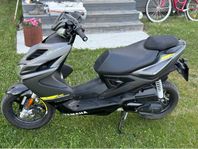 Yamaha Aerox 4