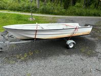 Roddbåt som passar (bäst) med motor, inkl släp