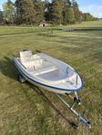 Askeladden 430 med Yamaha 30hk och 80-trailer.